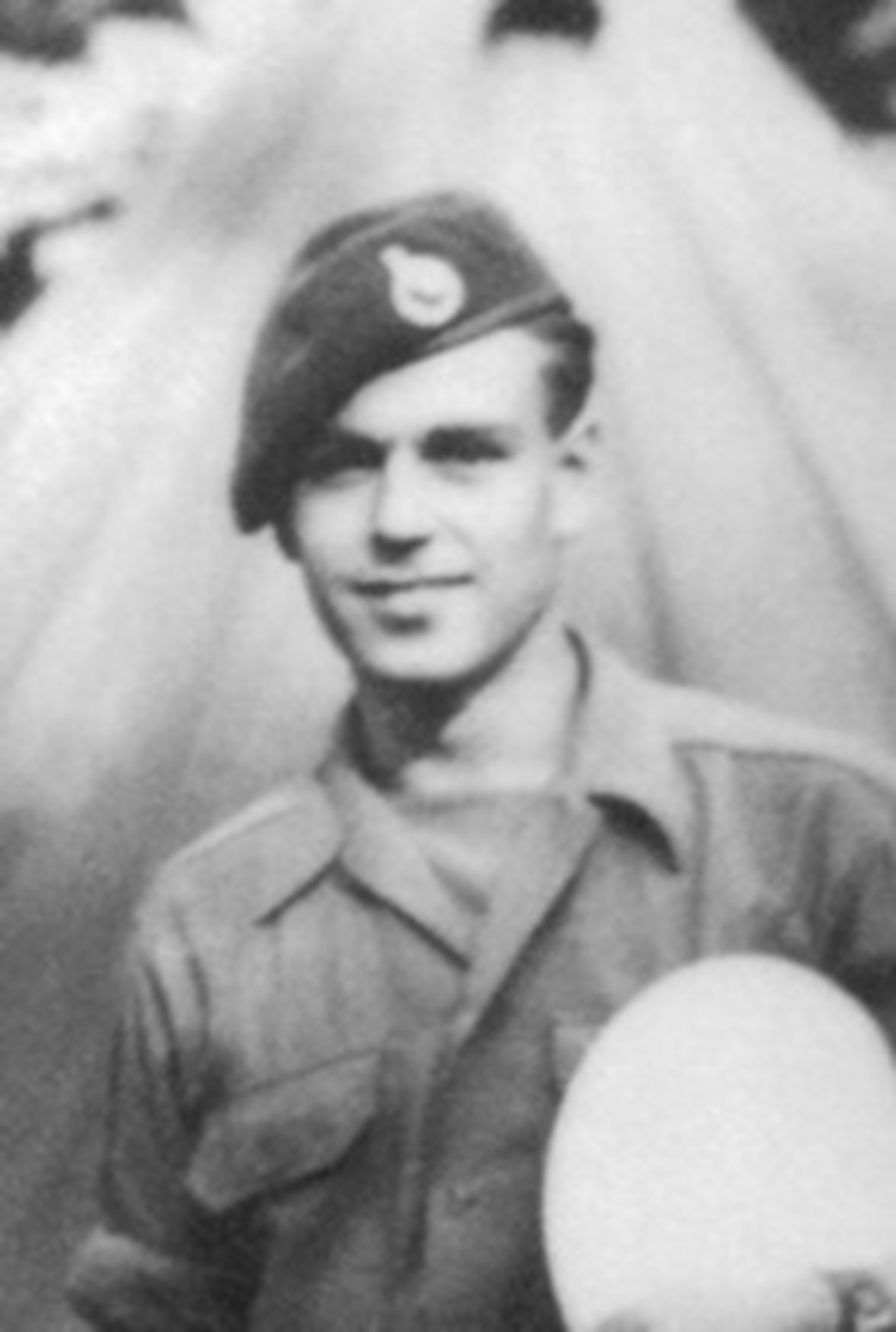 Image of T. Robbins.